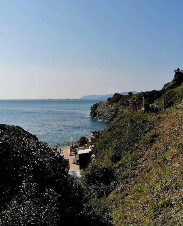 La Casa Di Mo Villa Albisola Superiore Kültér fotó